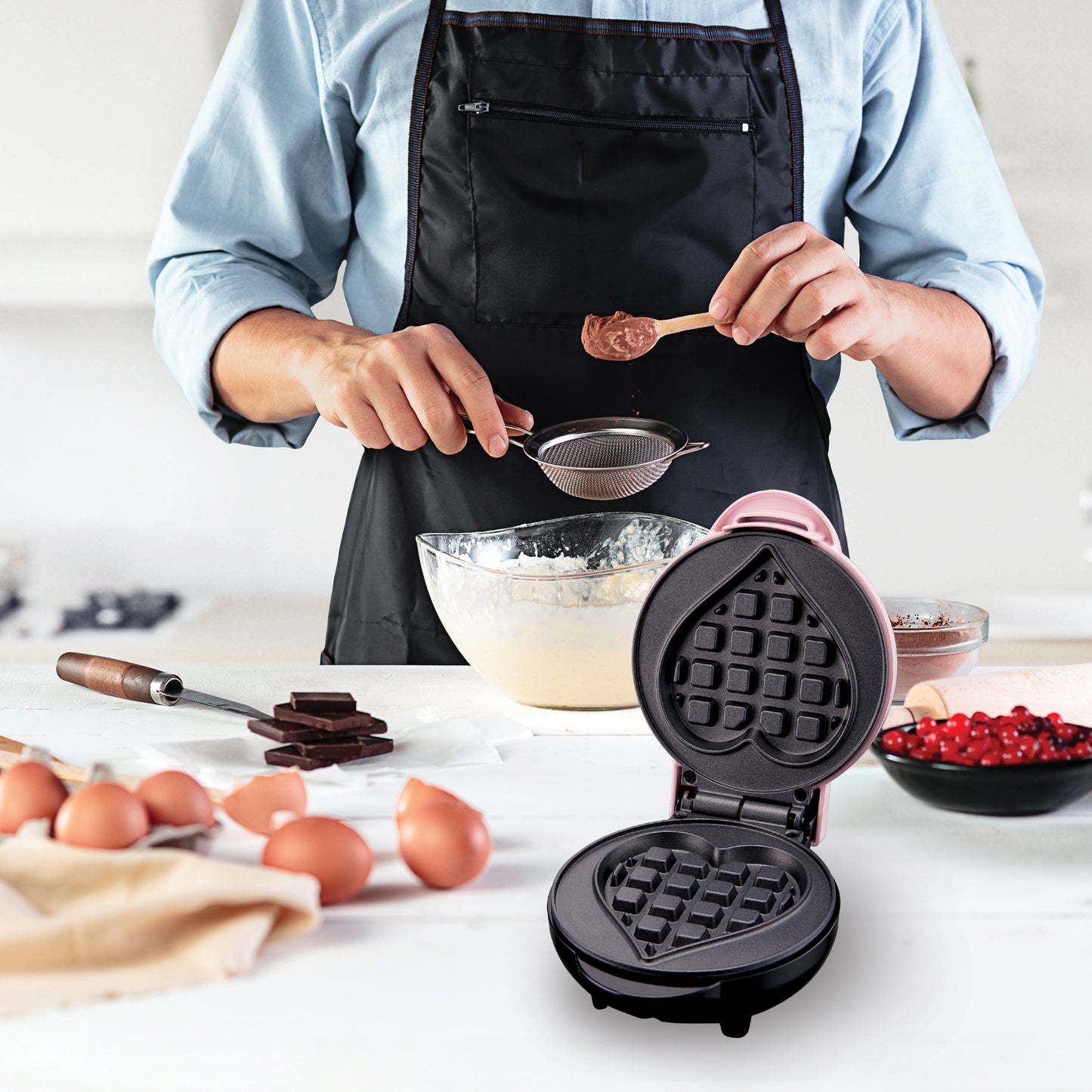 Wafflera Eléctrica para Waffles Estilo Belga Waffles de Corazon Maquina con Plancha Antiadherente Timco WAFL109